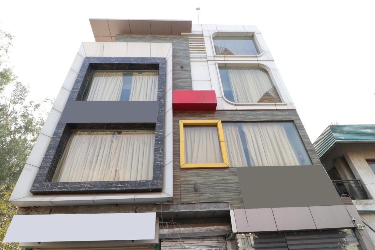 Oyo 30848 Hotel Signature Firozpur Exterior photo