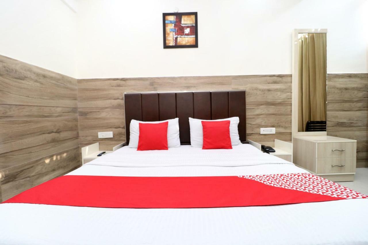 Oyo 30848 Hotel Signature Firozpur Exterior photo