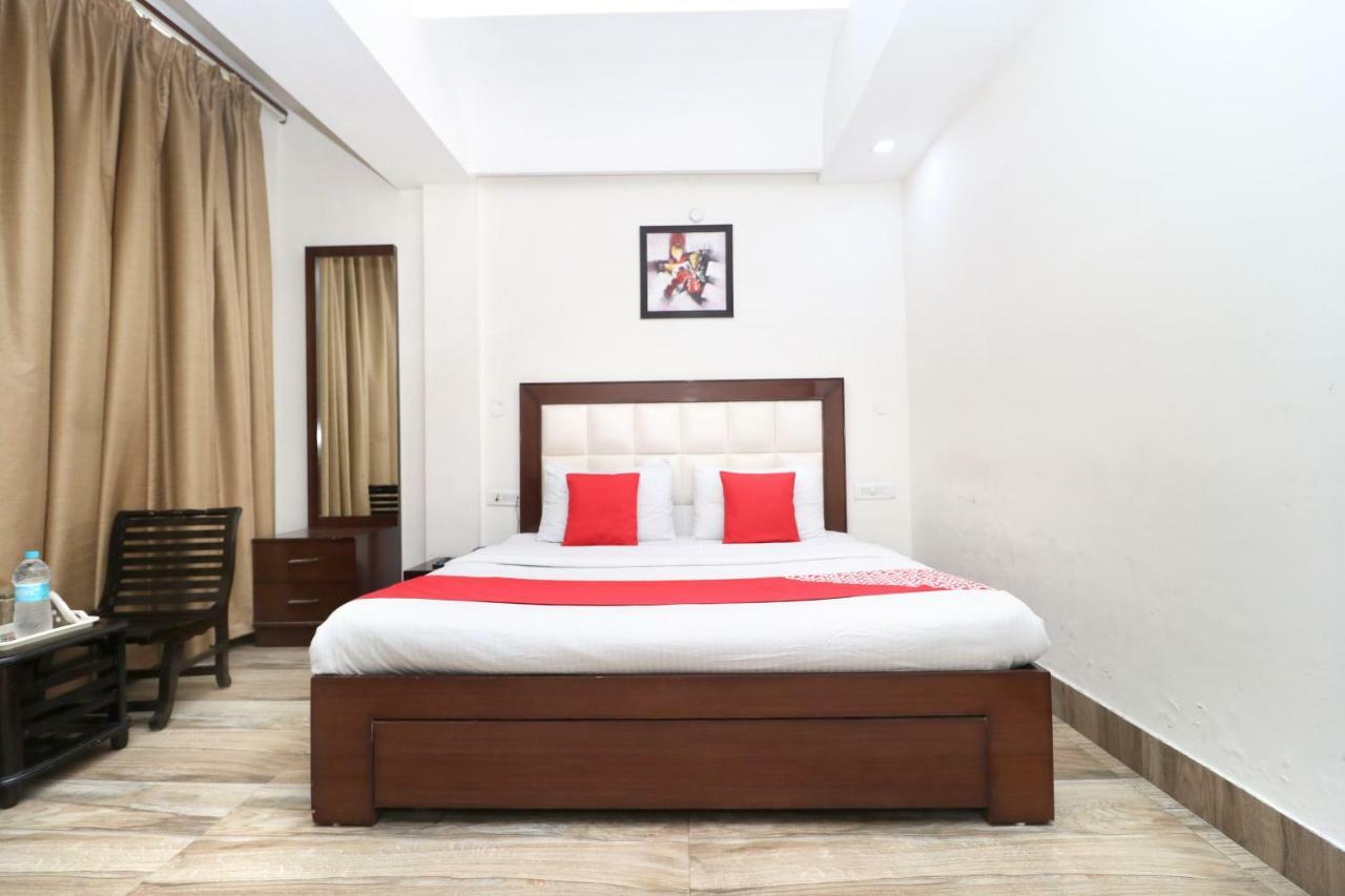 Oyo 30848 Hotel Signature Firozpur Exterior photo